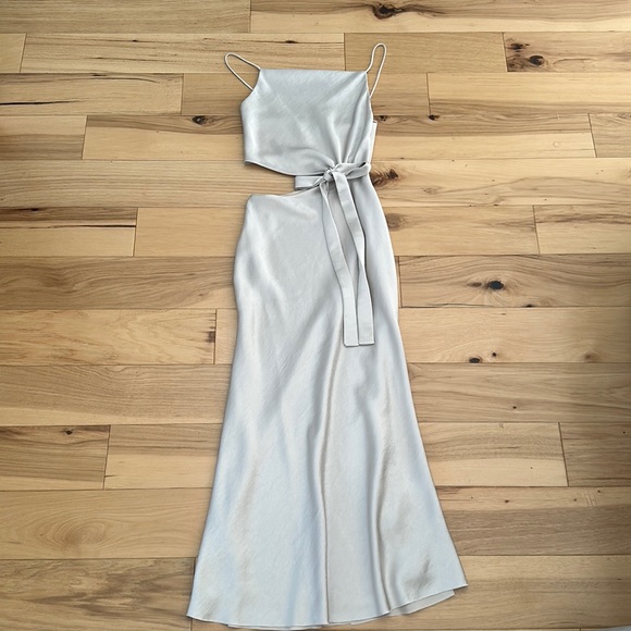 Bec + Bridge Claudia Cut Out Dress in Champagne - Picture 3 of 5